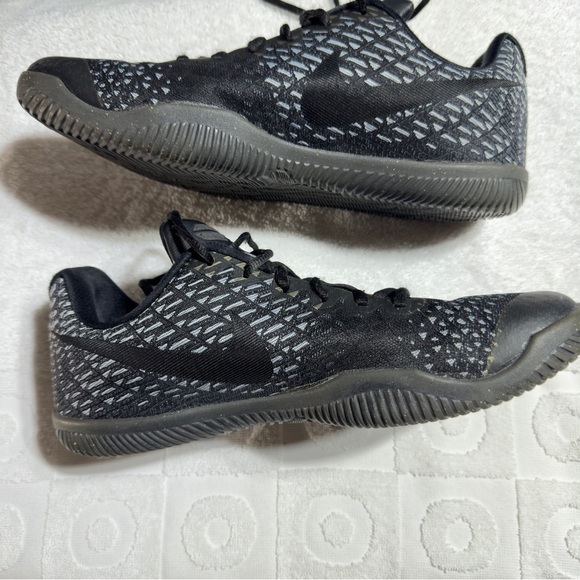 Nike Kobe Mamba Instinct EP Dark Grey Size 9.5 - Picture 2 of 8
